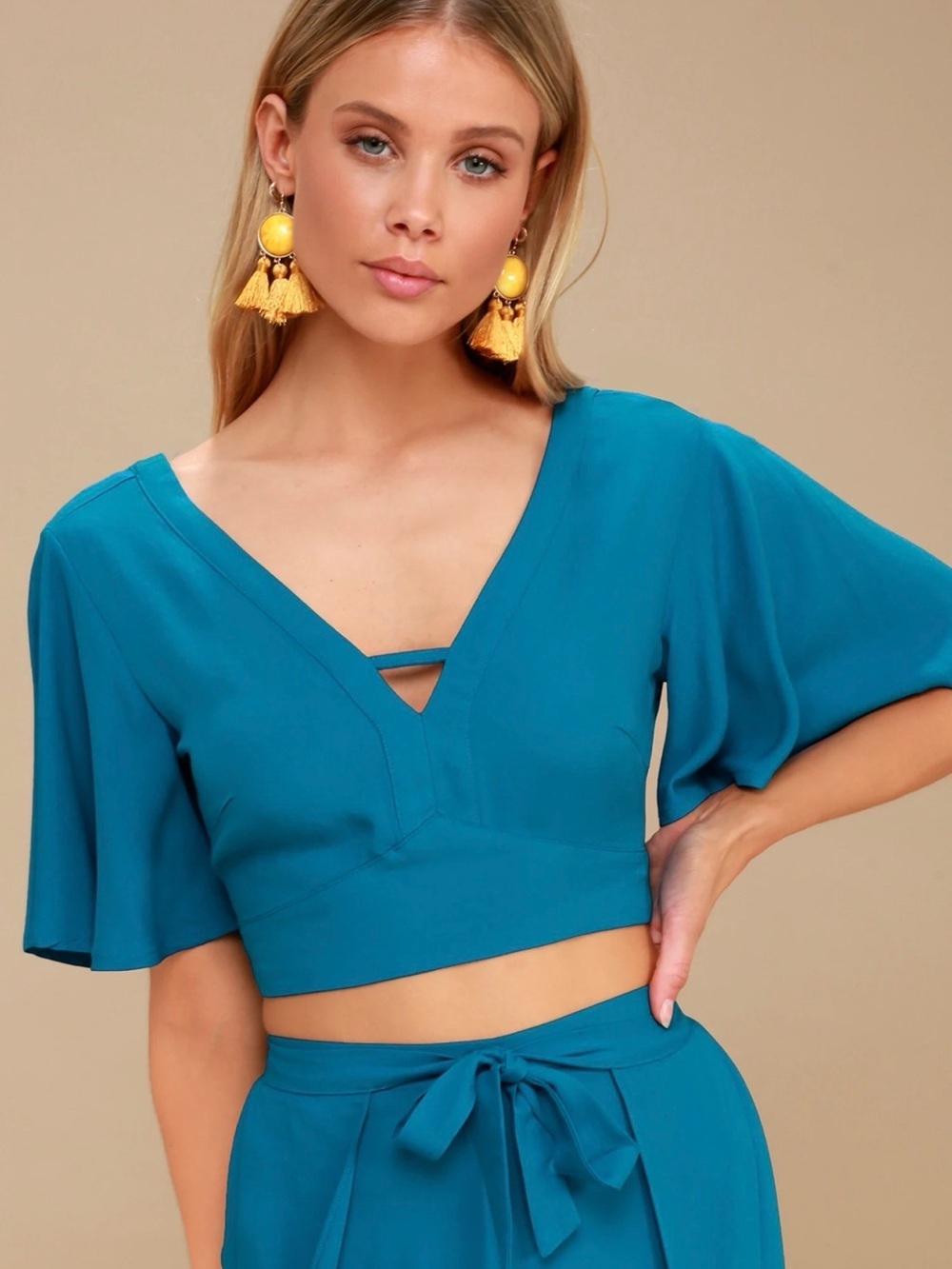 BB Dakota Teal V-Neck Cropped Top with Flutter Sleeves